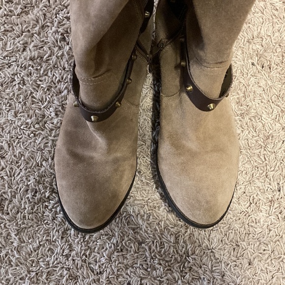 Leather boots. - Picture 3 of 7